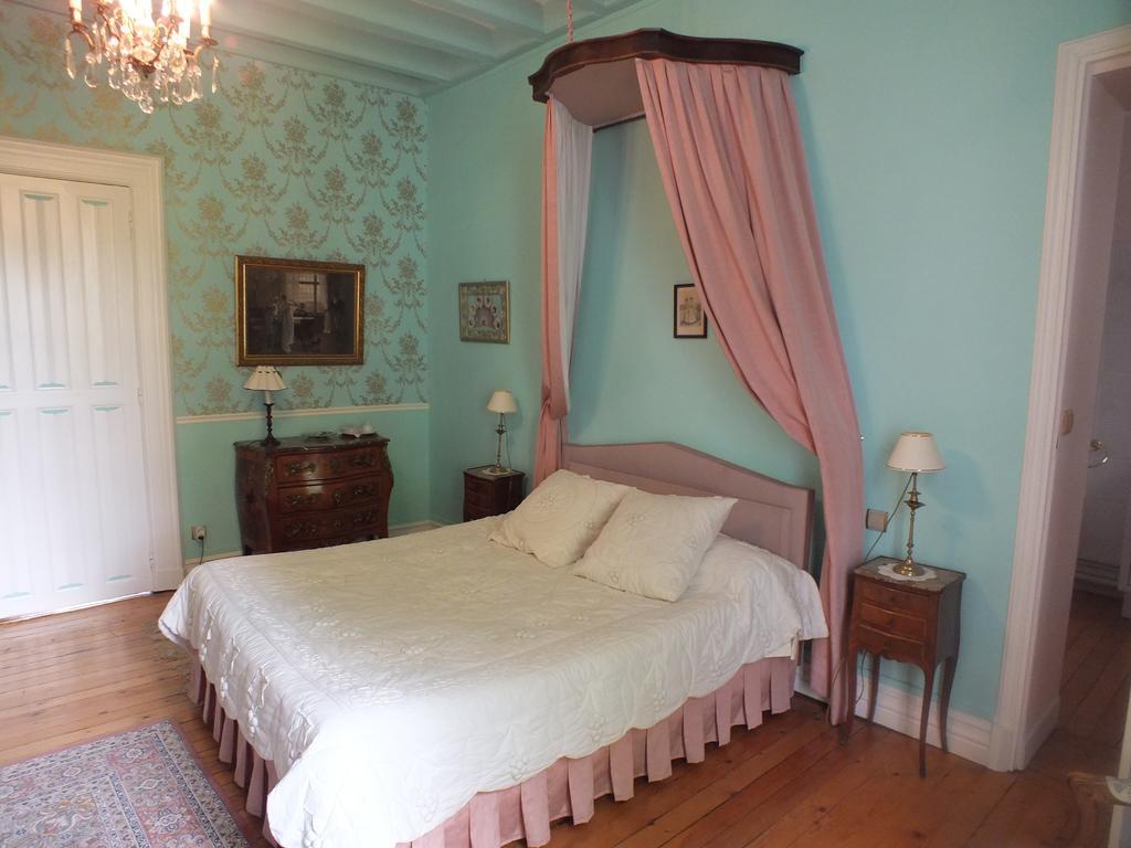 Château de Nazé Vivy Ngoại thất bức ảnh