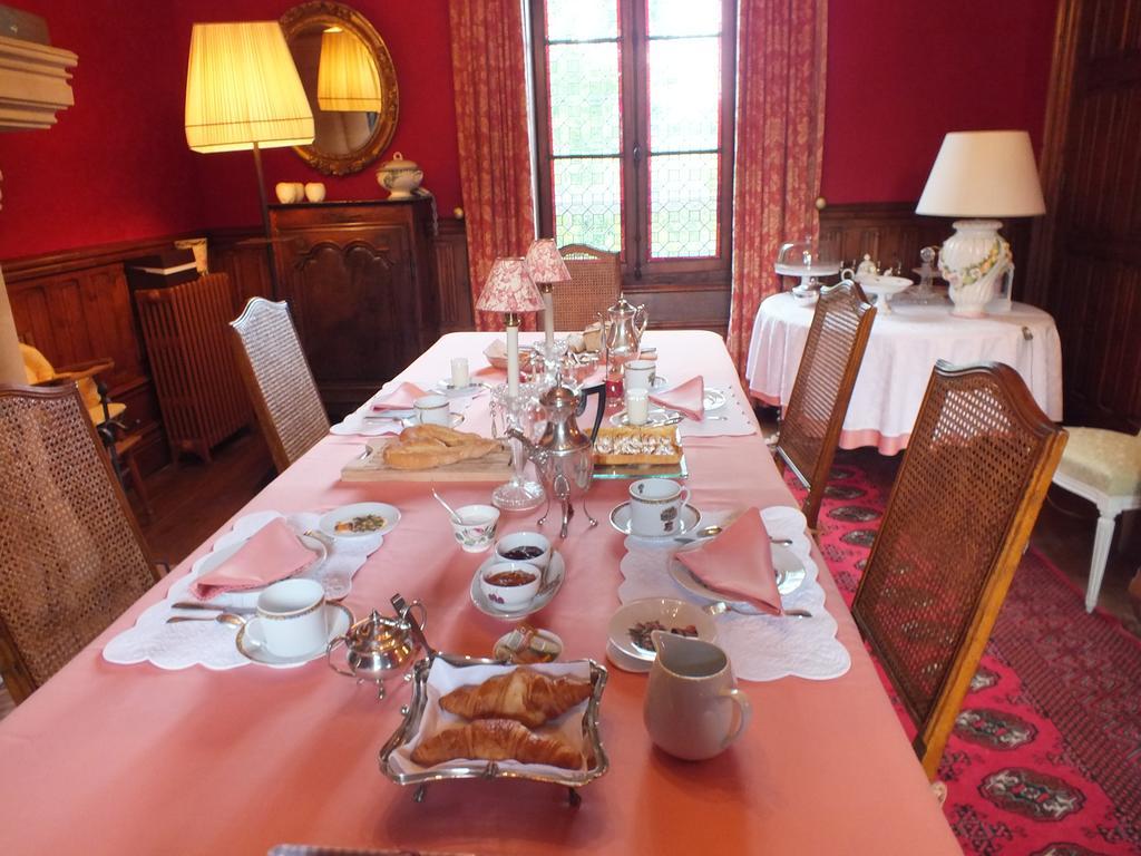 Château de Nazé Vivy Ngoại thất bức ảnh