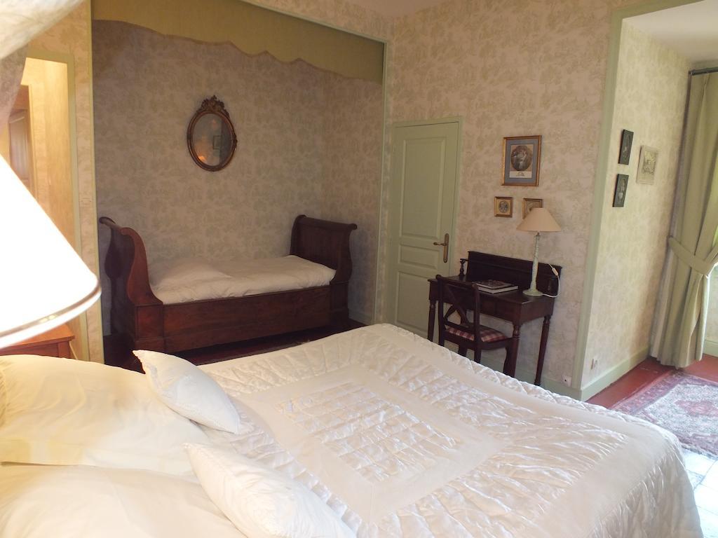 Château de Nazé Vivy Phòng bức ảnh