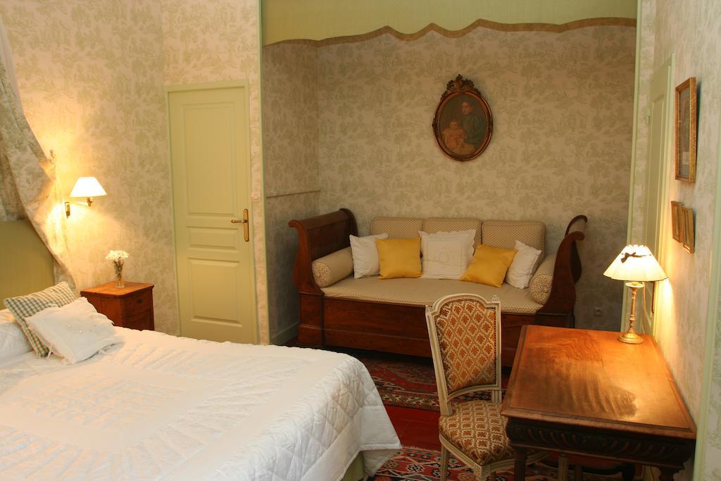 Château de Nazé Vivy Phòng bức ảnh