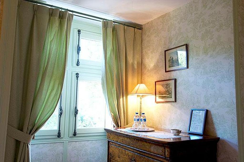 Château de Nazé Vivy Phòng bức ảnh